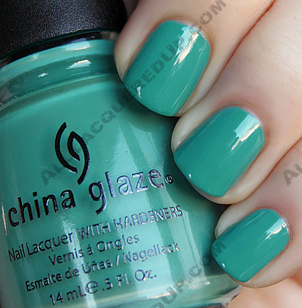 china-glaze-flyin-high