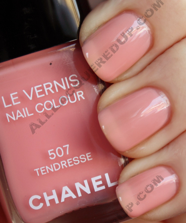 Chanel Particulière, Inattendu & Tendresse Swatches & Review : All  Lacquered Up