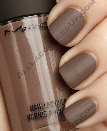 skylle ideologi Brawl MAC Riveting Matte Nail Lacquers Swatches & Review : All Lacquered Up