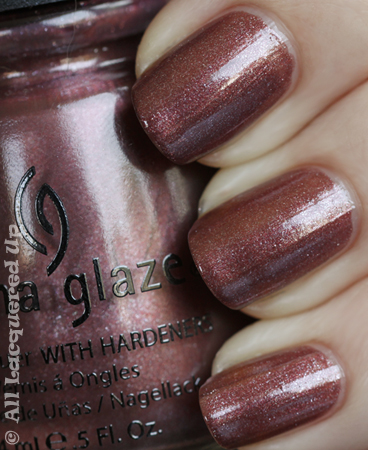 china-glaze-hey-doll-swatch-vintage-vixen