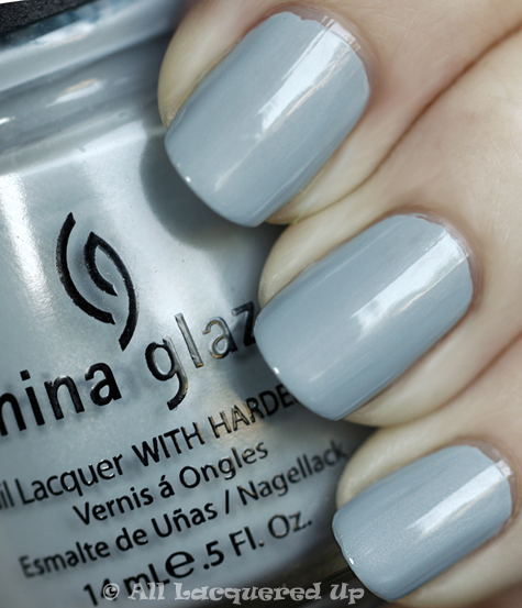 china glaze sea spray swatch anchors away spring 2010 An Emmy Worthy 