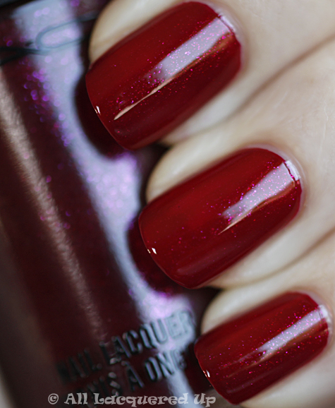 mac-concubine-swatch-nail-trend-10