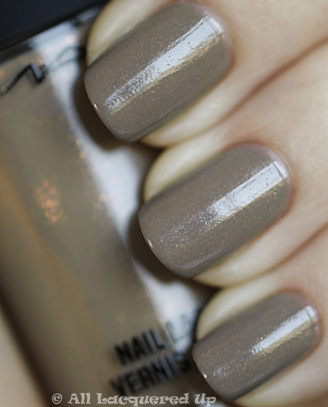 mac-earthly-harmony-swatch-nail-trend-10