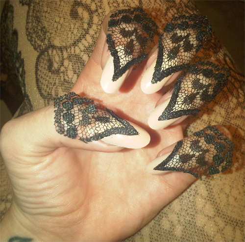 katy-perry-lace-nail-kimmie-kyees