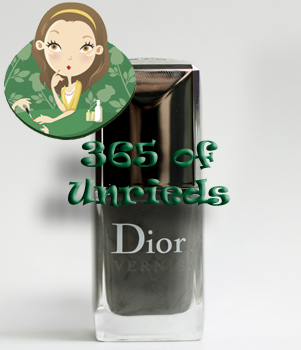 dior-gris-montaigne-nail-polish-vernis-bottle-365-untrieds