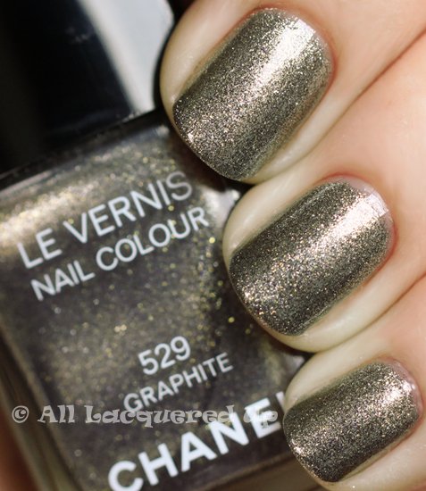 LE VERNIS Longwear Nail Colour 899 - SOLAR Colour, CHANEL