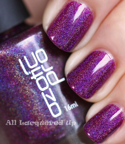 ozotic pro 513 purple holographic nail polish swatch linear holo