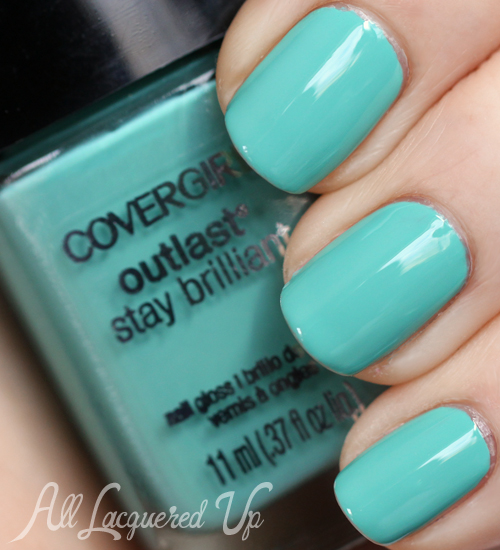 covergirl-outlast-mint-mojito-nail-polish-swatch