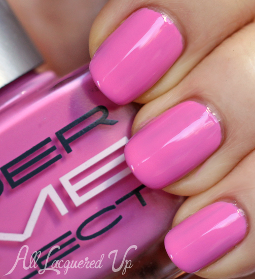 Dermelect Moxie nail polish swatch