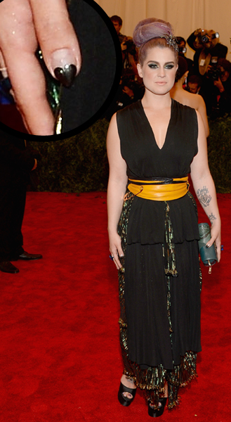 Kelly Osbourne heart stiletto nail art Met Gala 2013