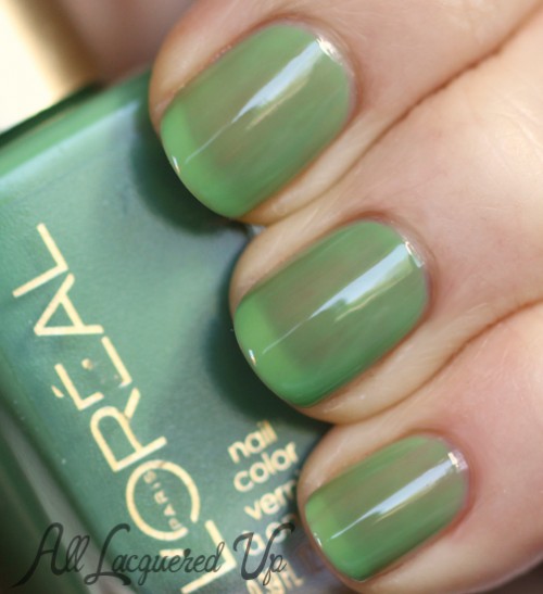 L'Oréal Paris Creme de Mint jelly nail polish swatch