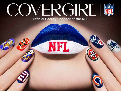 COVERGIRL NFL Fanicure nail art for Nailgating