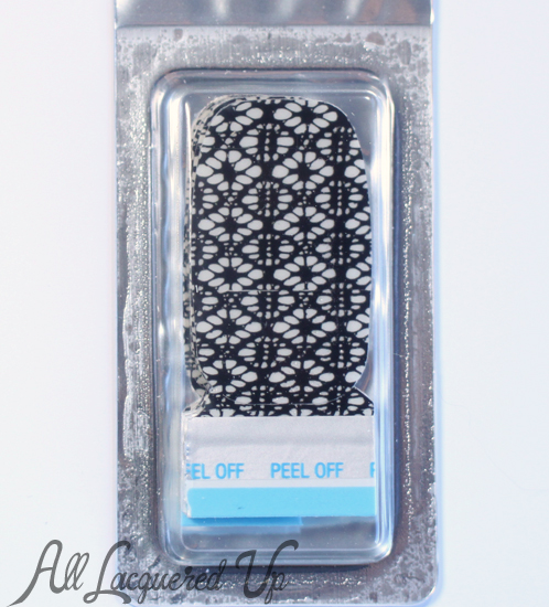 Sally Hansen Hide and Peek Salon Effects nail polish strips