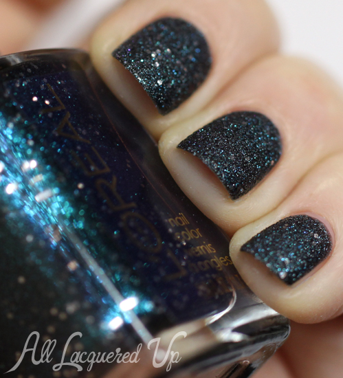 L'Oreal Hidden Gems shifting nail polish