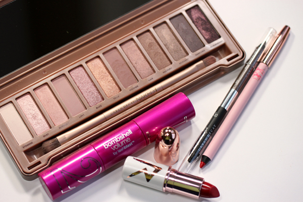 Urban Decay Naked 3 Holiday Eye Look