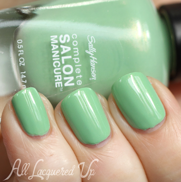 Sally Hansen Piqué Side swatch #ManiMonday via @alllacqueredup