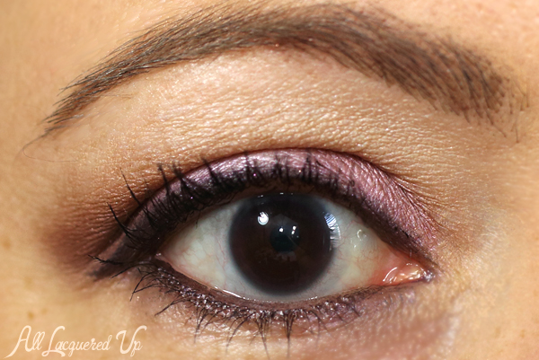 Too Faced Cat Eyes Eyeshadow Look