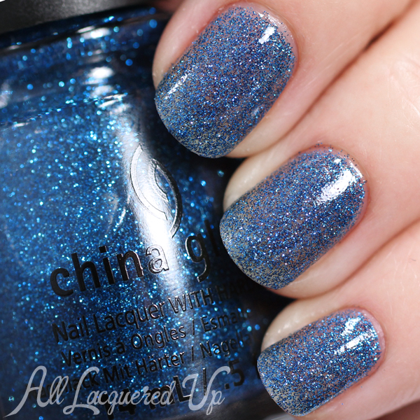 China Glaze Feeling Twinkly - Holiday 2014 via @alllacqueredup