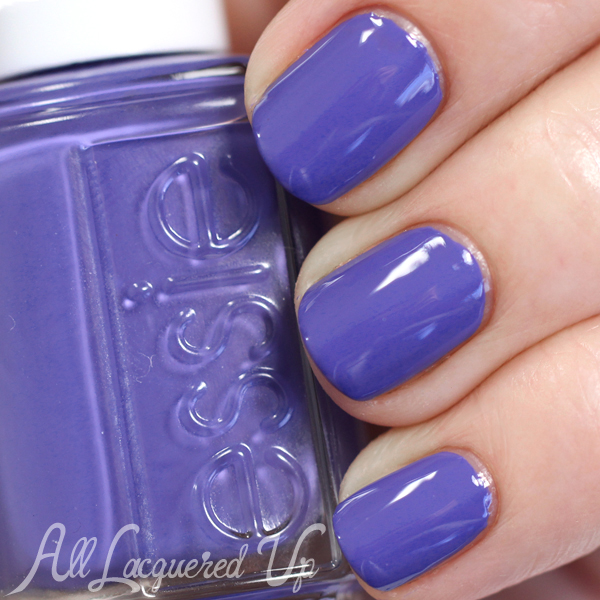 Essie Suite Retreat swatch - Resort 2015 via @alllacqueredup