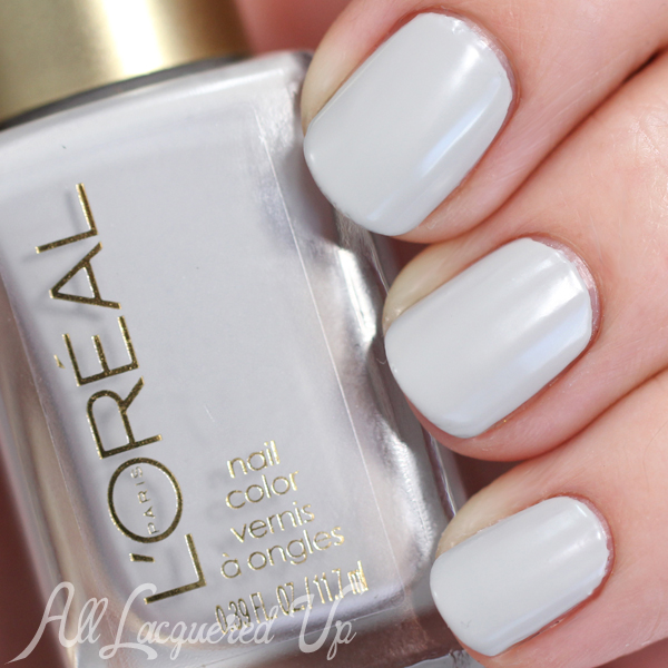 L'Oreal Aux Chandelles swatch via @alllacqueredup