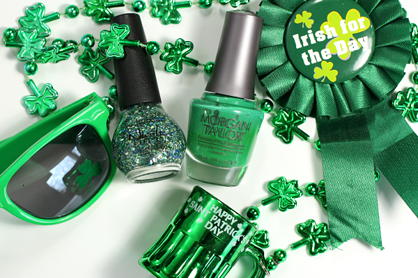 St Patrick's Day Nails - Green Manicure via @alllacqueredup